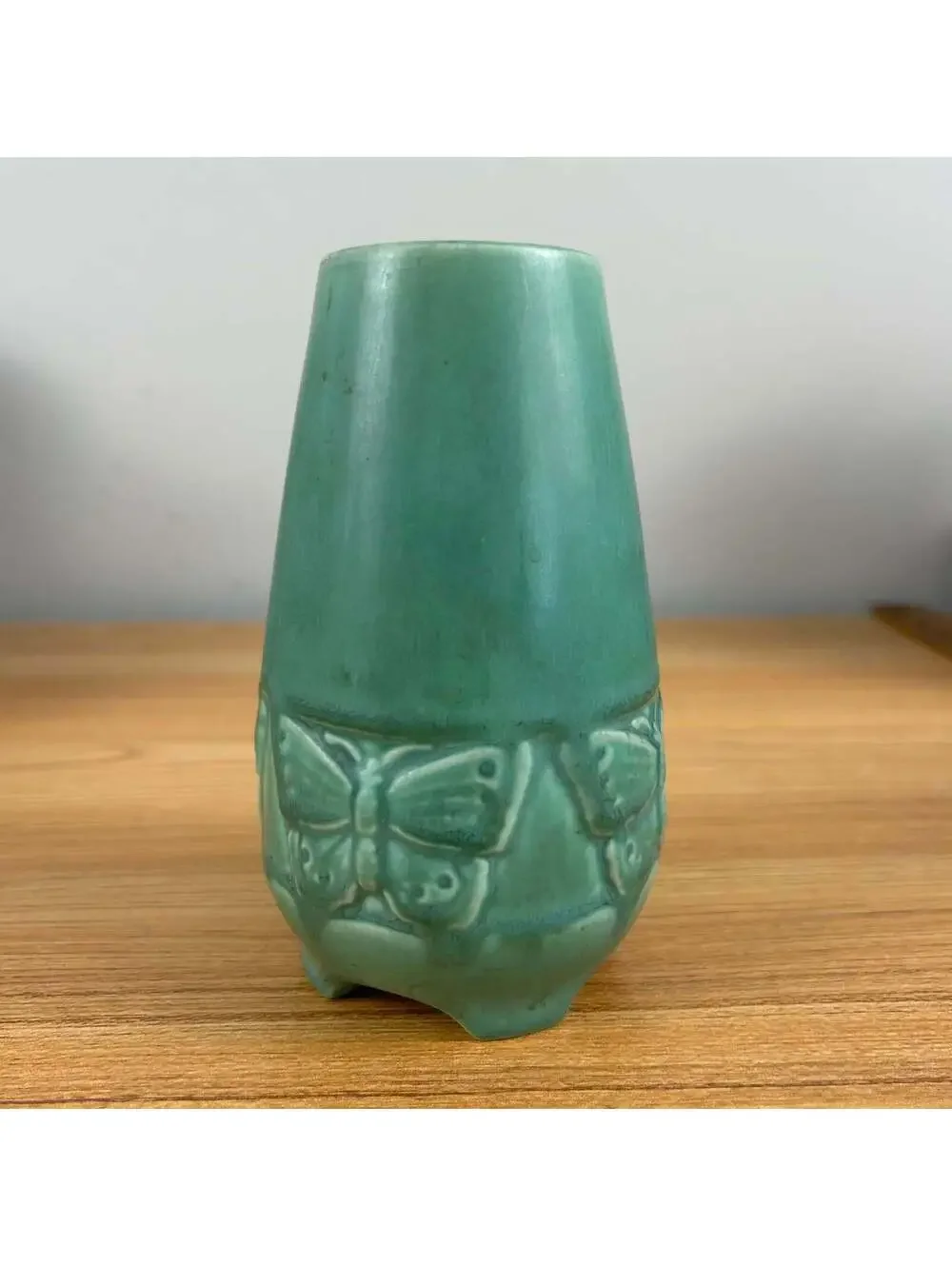 Rookwood 1940 Vintage Arts And Crafts Pottery Green Butterfly Ceramic Vase 2072